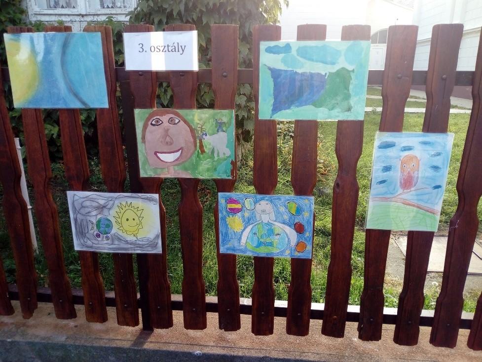 Teremtés heti kerítés kiállítás Majosháza 4